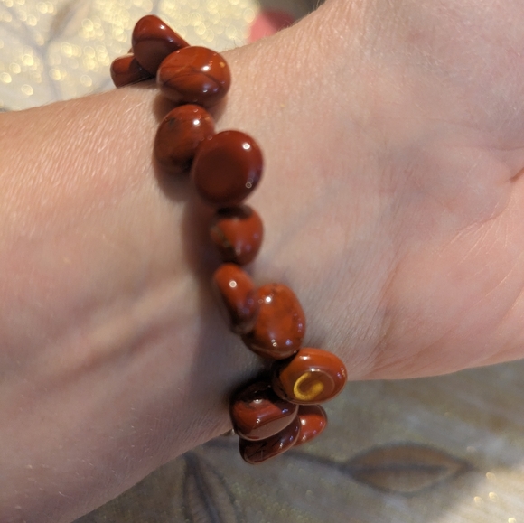 Red Jasper Gemstone Necklace and bracelet - Picture 6 of 6